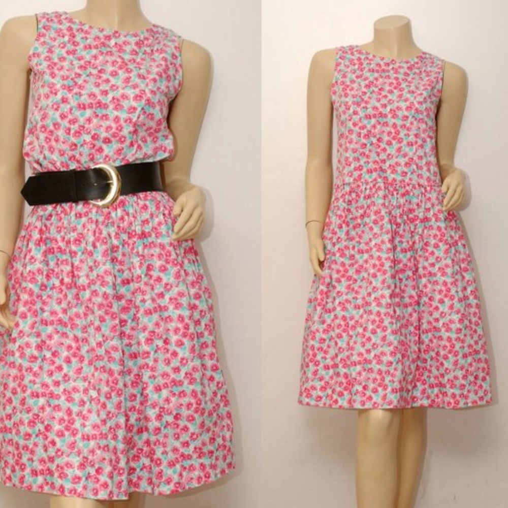 VTG floral sleeveless lounge dress . made in USA